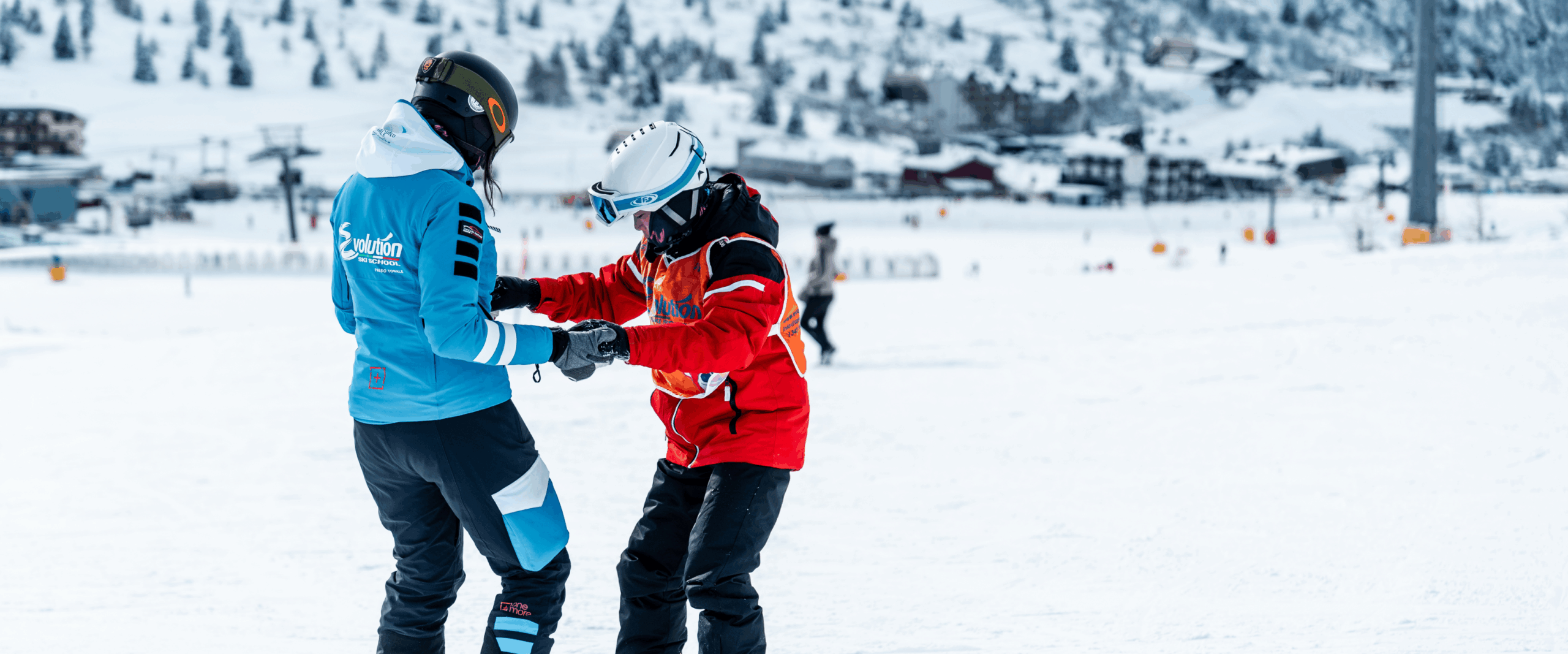 Evolution snowboard school Tonale